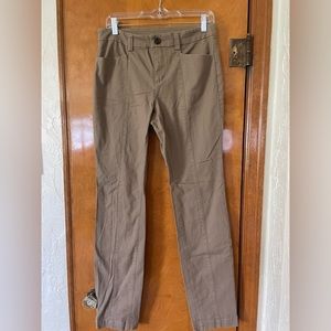Duluth slacks 6x33